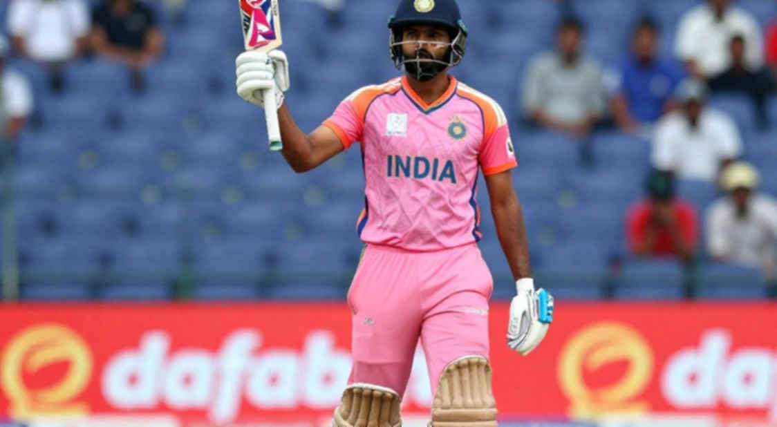 একটি কনটিউশন, একটি ফাঁকা খাতা: মুশফিকহীন বাংলাদেশের মাঝের অর্ডার